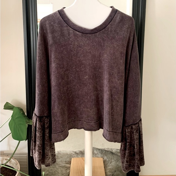 Free People Tops - FREE PEOPLE Charcoal Gray Black Velvet Bell Sleeve Shirt